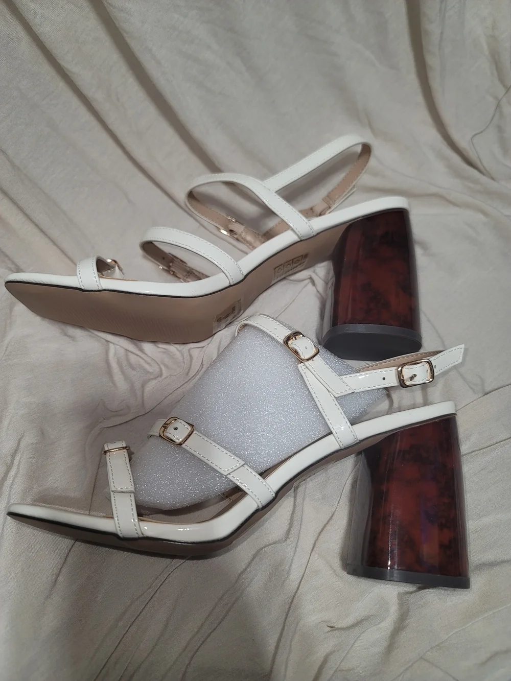 Journee Collection Norina Off White Multi Strap Heeled Sandal 9.5 NIB